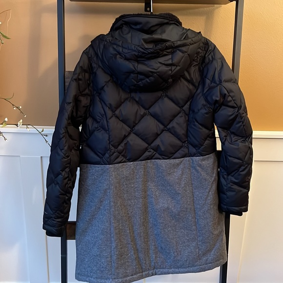 Eddie Bauer mixed media jacket. Puffer/ trench. Never worn. NWOT - Picture 4 of 5